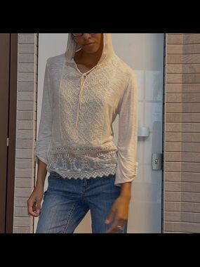 Mauve Cream Lace Hooded Blouse